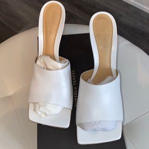 Authentic Bottega Mules excellent condition worn once size 41